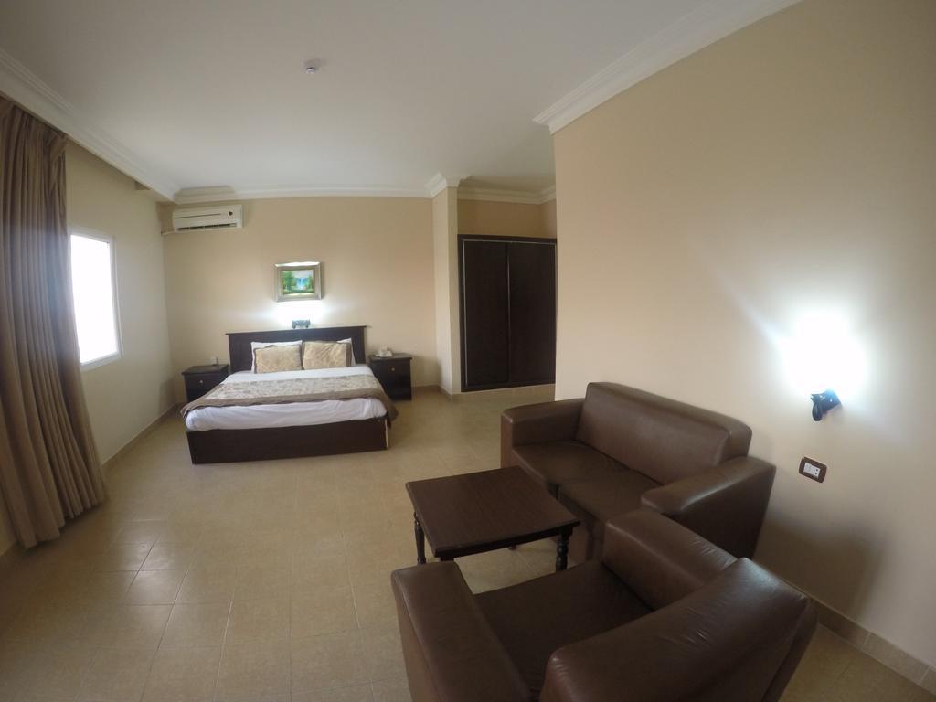 Delilah Hotel Madaba Extérieur photo
